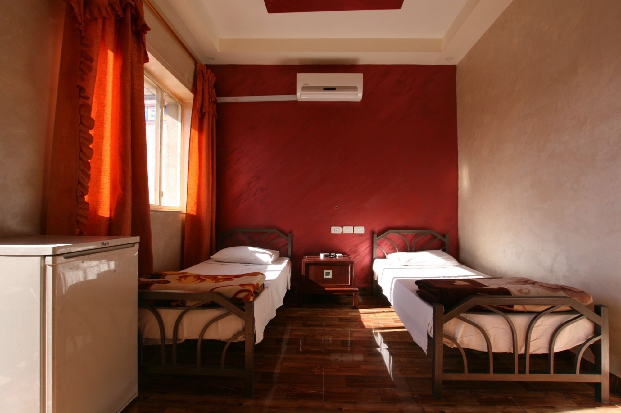 Sun Rise Hotel & Hostel & Tours Amman Luaran gambar